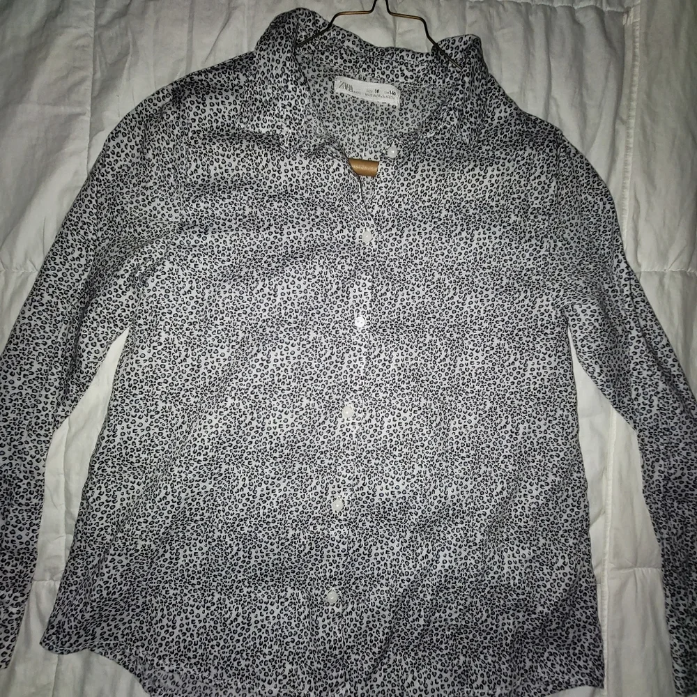 ZARA Kids Girls size 10 leopard button down